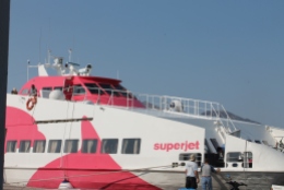 Eilandhoppen met de Superjet - lekker snel reizen op je strandvakantie Cycladen Griekenland